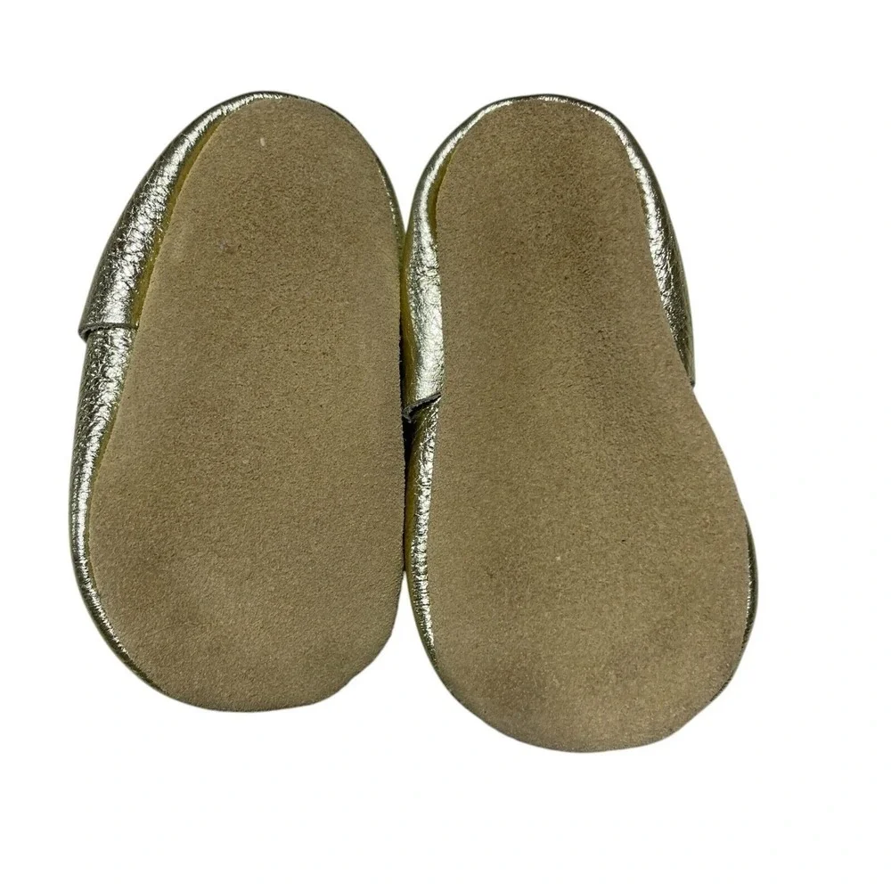 Bird Rock Baby‎ US 4 Leather Gold Metallic Mary Janes Suede Sole Baby Shoe
